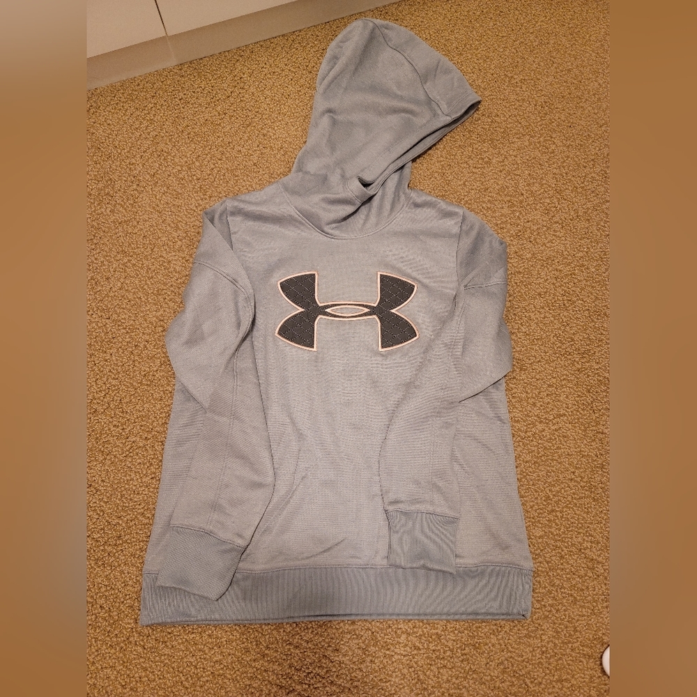 Under Armour sweatshirt hoodie